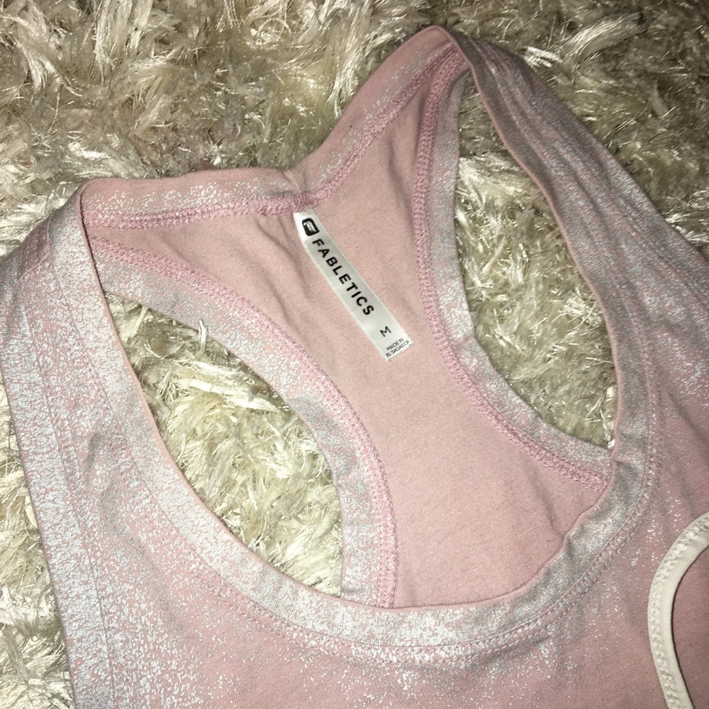2 FABLETICS workout tops! Wms med - Picture 5 of 15